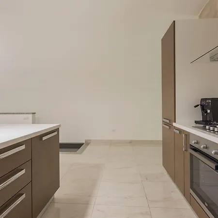 Casa Celentano Apartment *